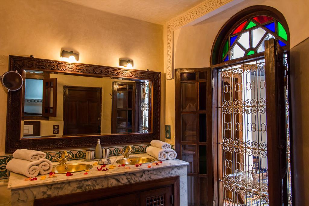 Riad Les Remparts De Fez Eksteriør billede